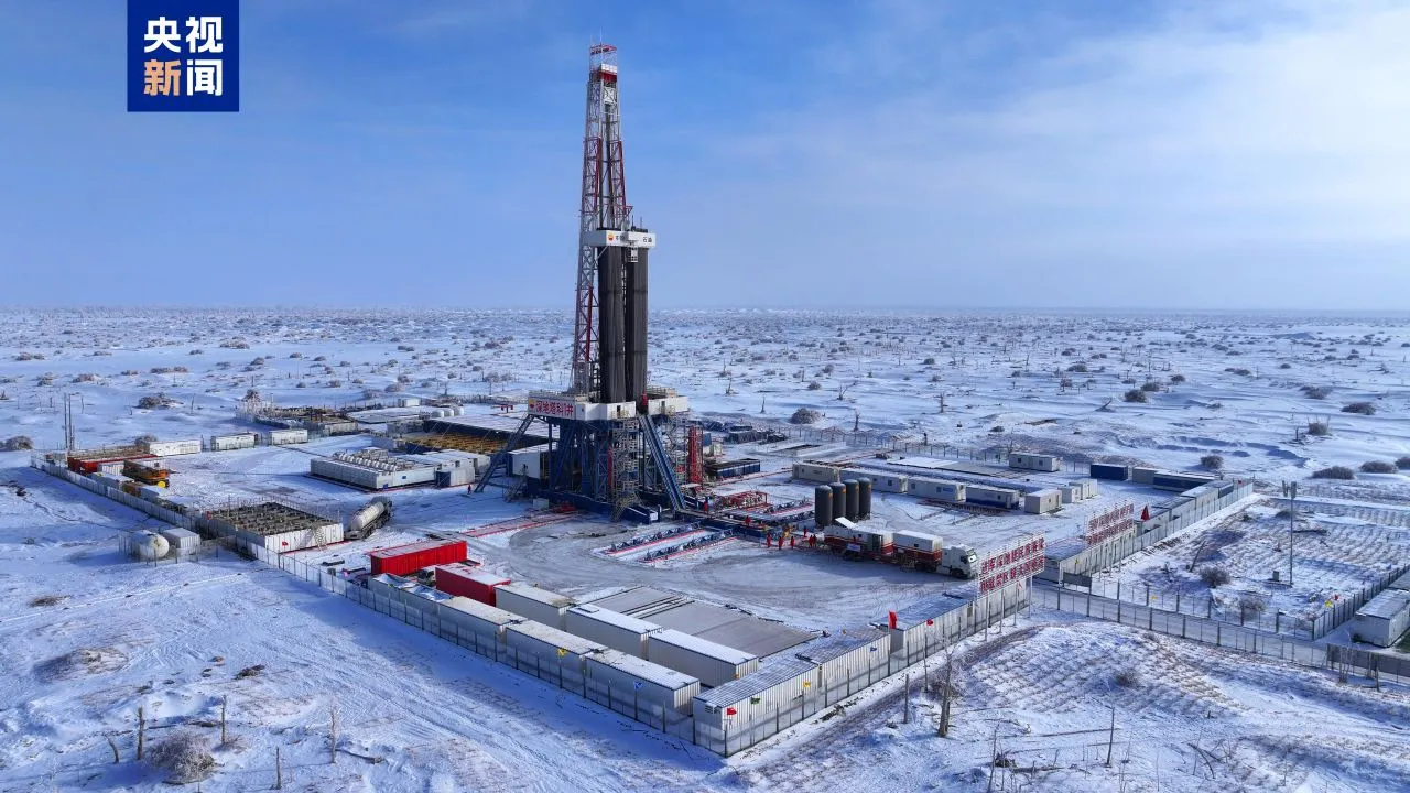 Chinas first 10000-meter scientific exploration well Chinas first 10000-meter scientific exploration well